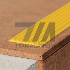 Накладки противоскользящие 28x12000x4 мм Нормал ТУ 2530-003-88668243-2016